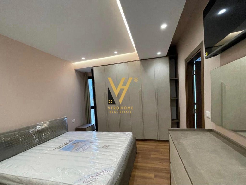 JEPET APARTAMENT 2+1+BLK ME QIRA TE RRUGA E DIBRES 85.000 LEKE 3