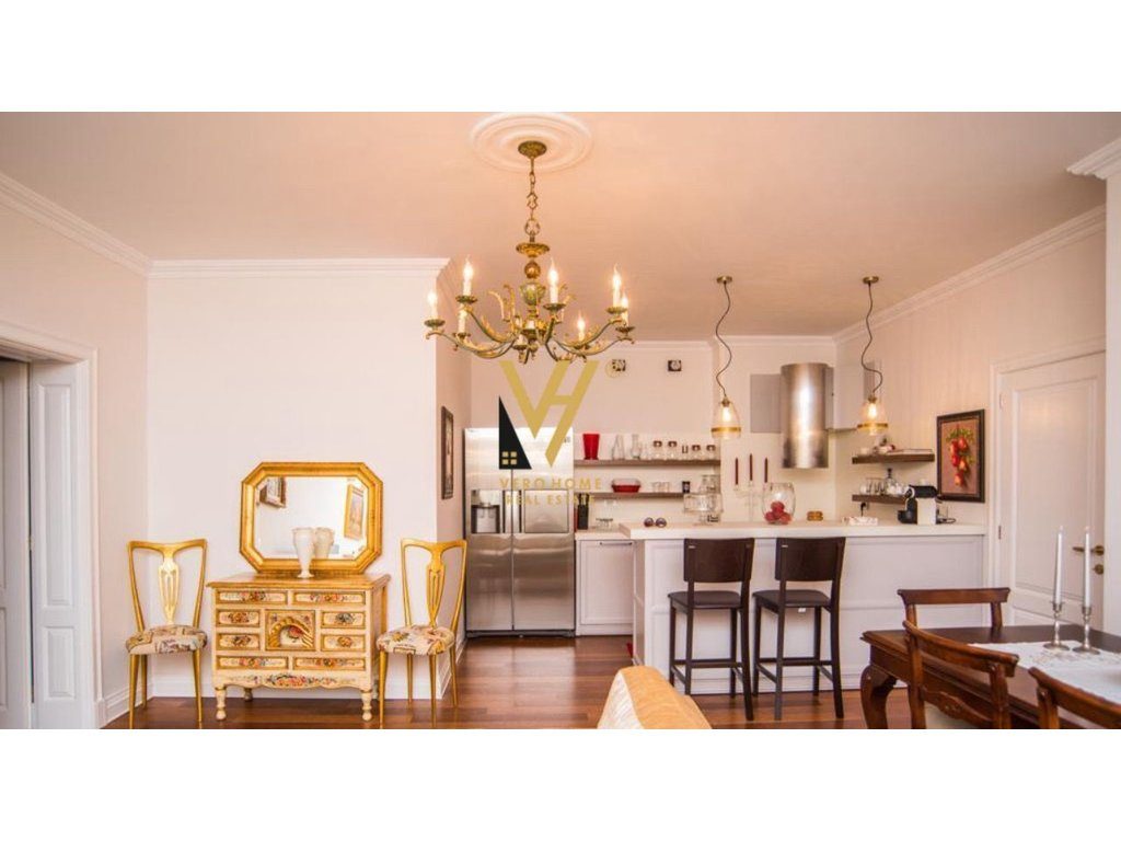 JEPET APARTAMENT 3+1+3 ME QIRA NE BLLOK 1.500 EURO 2