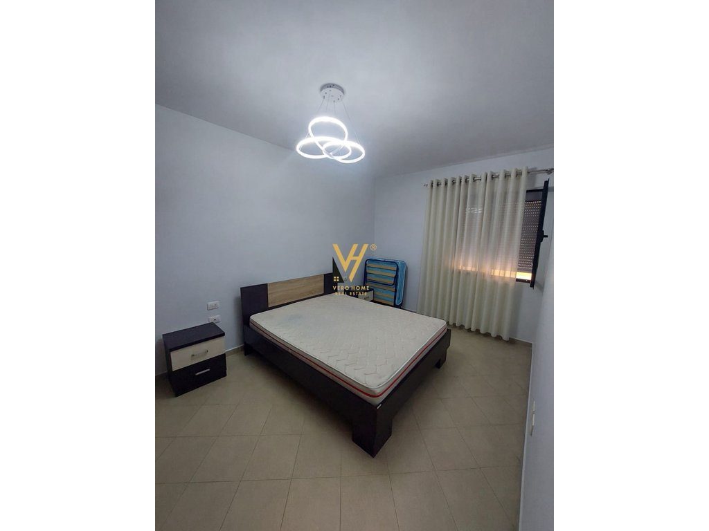 JEPET APARTAMENT 1+1+BLK ME QERA TE KODRA E DIELLIT 55.000 LEKE 3