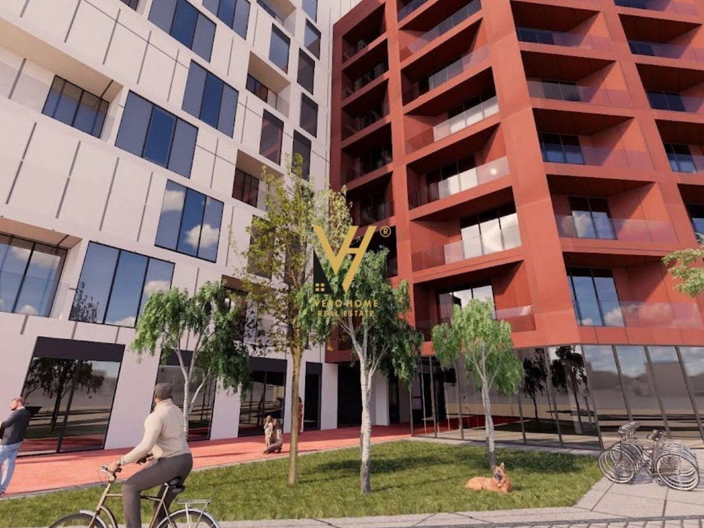 JEPET ZYRE 140M2 ME QERA TE KOMPLEKSI ARLIS 900 EURO 1