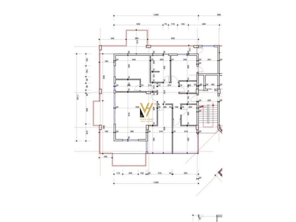 Shitet Apartament Duplex 4+1+2 te Liqeni i Thate 176 m2
