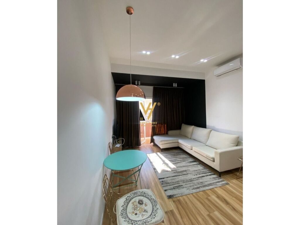 Shiten tre apartamente 1+1 te Rruga e Durresit ideale per airbnb 145 m2 3