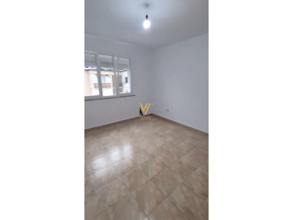 SHITET APARTAMENT 1+1+BLK TE RRUGA KAVAJES 130.000 EURO