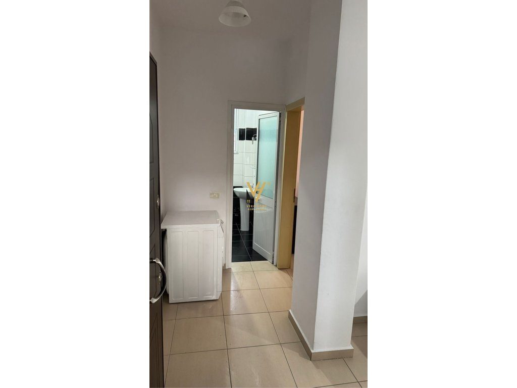 JEPET APARTAMENT 1+1+BLK ME QERA TE 5 MAJI 45.000 LEKE 4