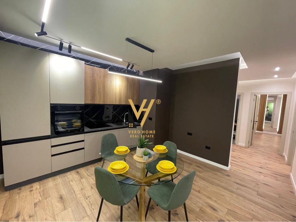 JEPET APARTAMENT 2+1 ME QERA KOMPLEKSI OLIMPIK KOMUNA E PARISIT 1.300 EURO 2