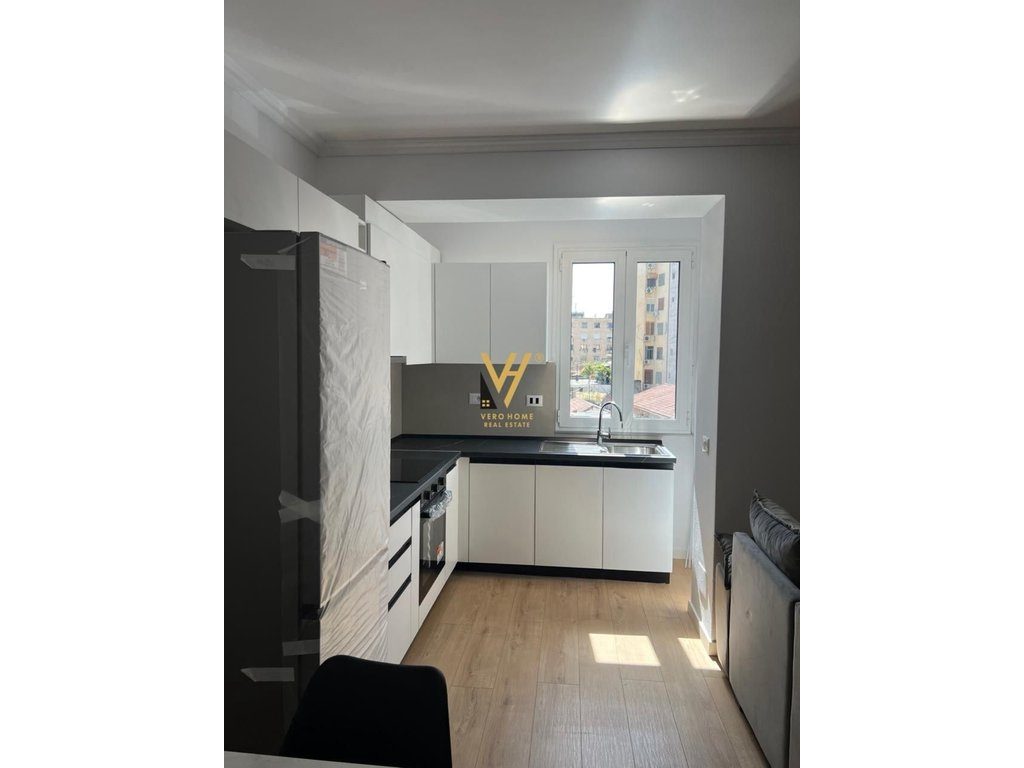JEPET APARTAMENT 2+1+BLK ME QIRA TE BLV. ZOGU I 1, 950 EURO 3