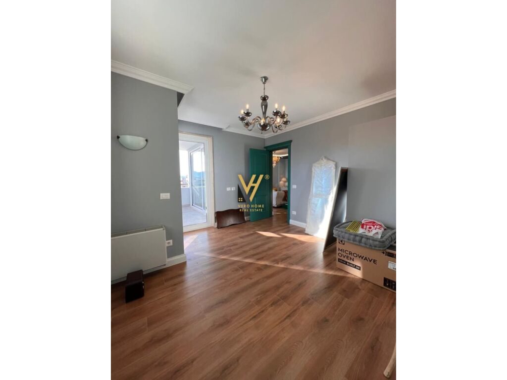 Jepet Apartament 3+1+2 me qera te Kullat Binjake 180 m2 2