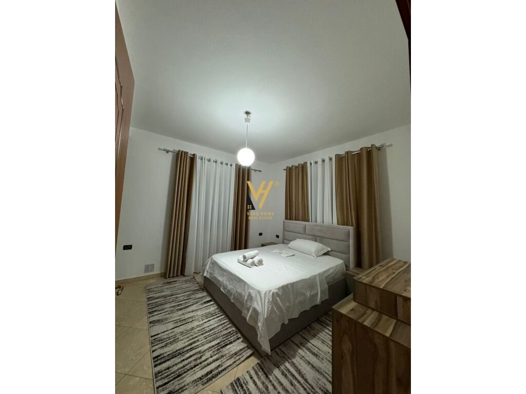 Jepet Apartament 1+1+ballkon me qera te Rruga 5 Maji 90 m2 4