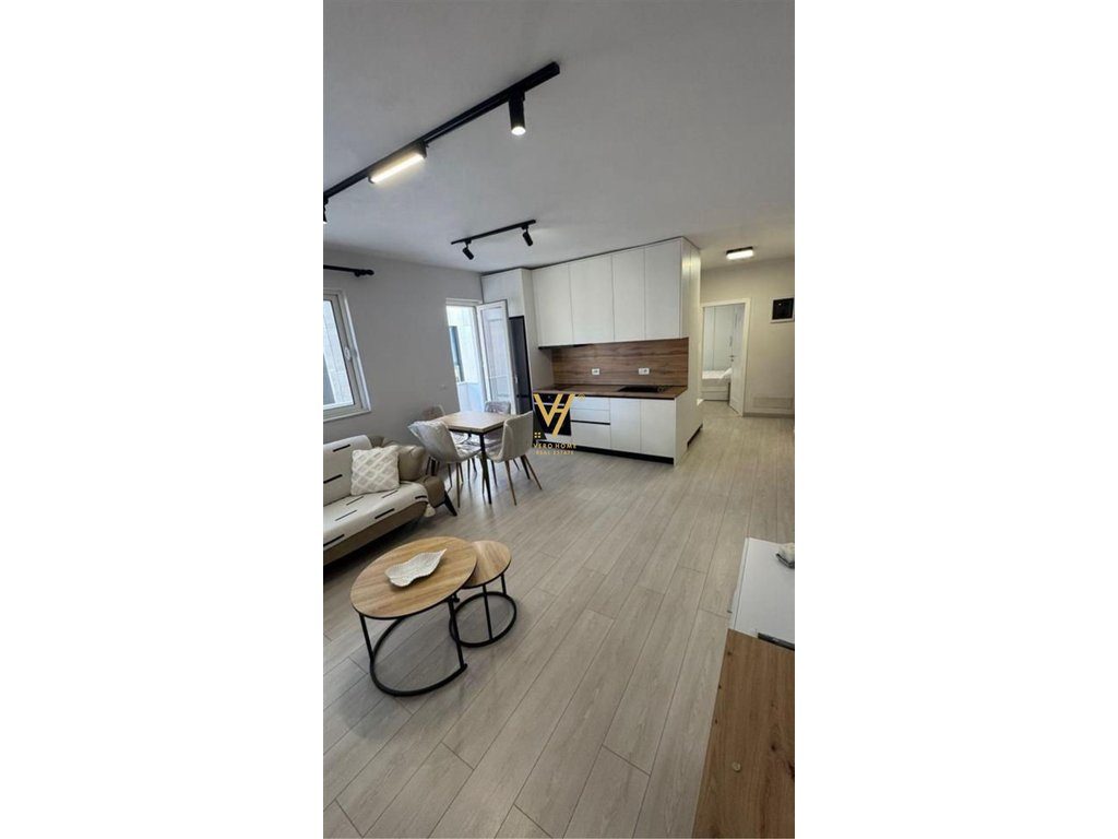 JEPET APARTAMENT 1+1+BLK ME QERA TE RRUGA E ELBASANIT 65.000 LEKE