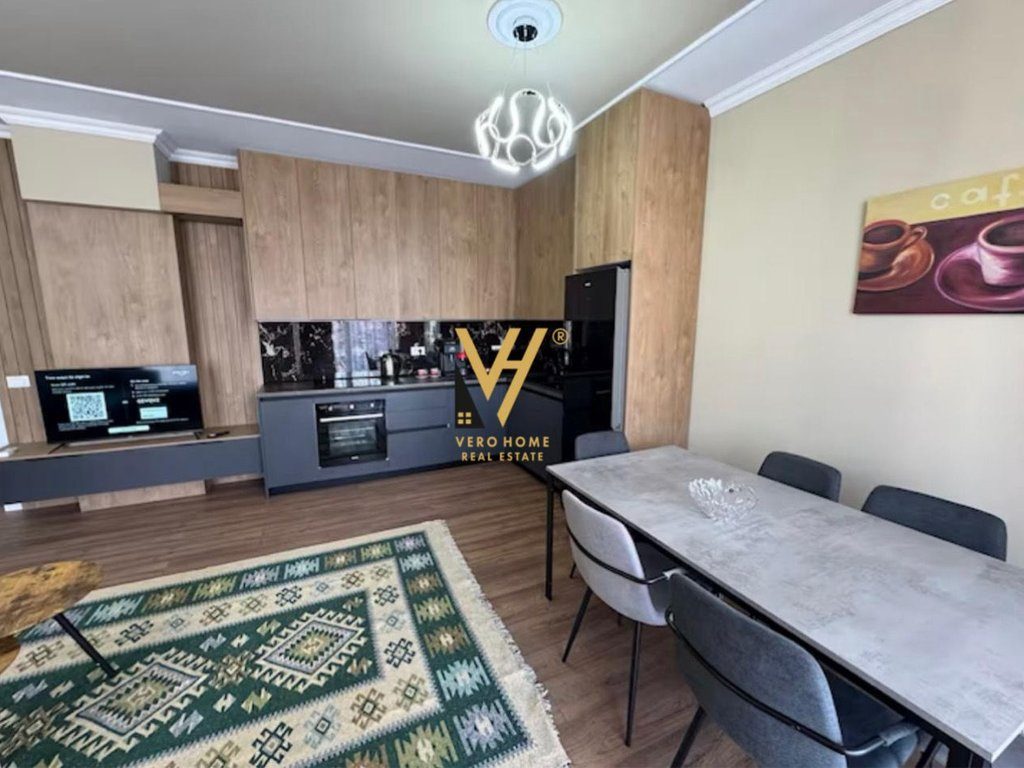 JEPET APARTAMENT 2+1+BLK ME QERA TE PAZARI I RI 90.000 LEKE 3