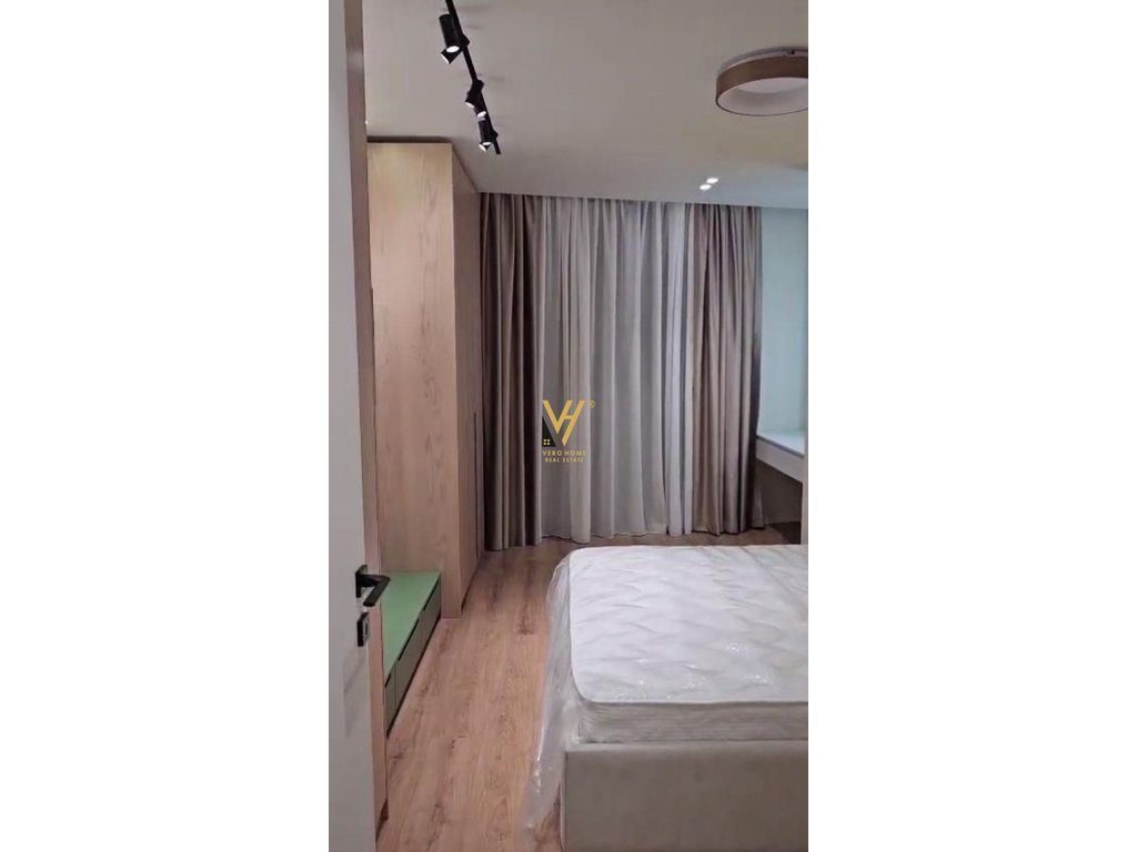 JEPET APARTAMENT 1+1+BLK ME QERA TE GOLDEN TOWER, MINE PEZA 850 EURO 4