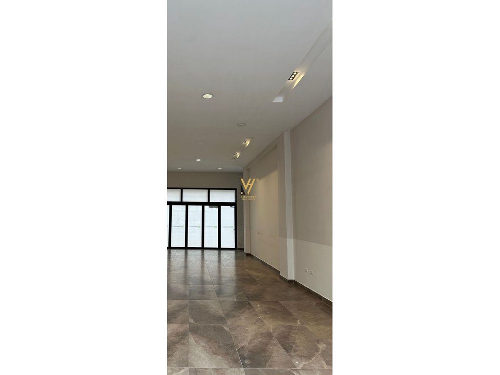 JEPET AMBIENT BIZNESI 90 M2 ME QERA TE RR.FROSINA PLAKU 90.000 LEKE 2