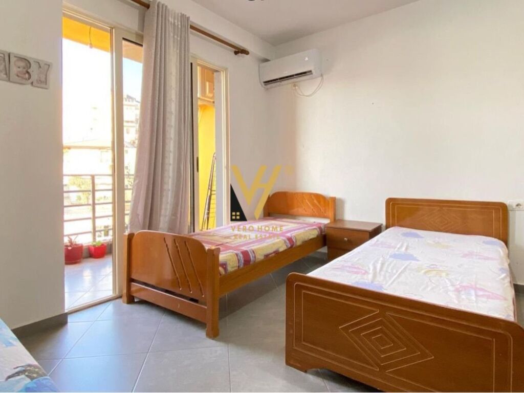 Shitet Apartament 2+1+2+ballkon ne Tom Doshi , Shkoze 121 m2 2