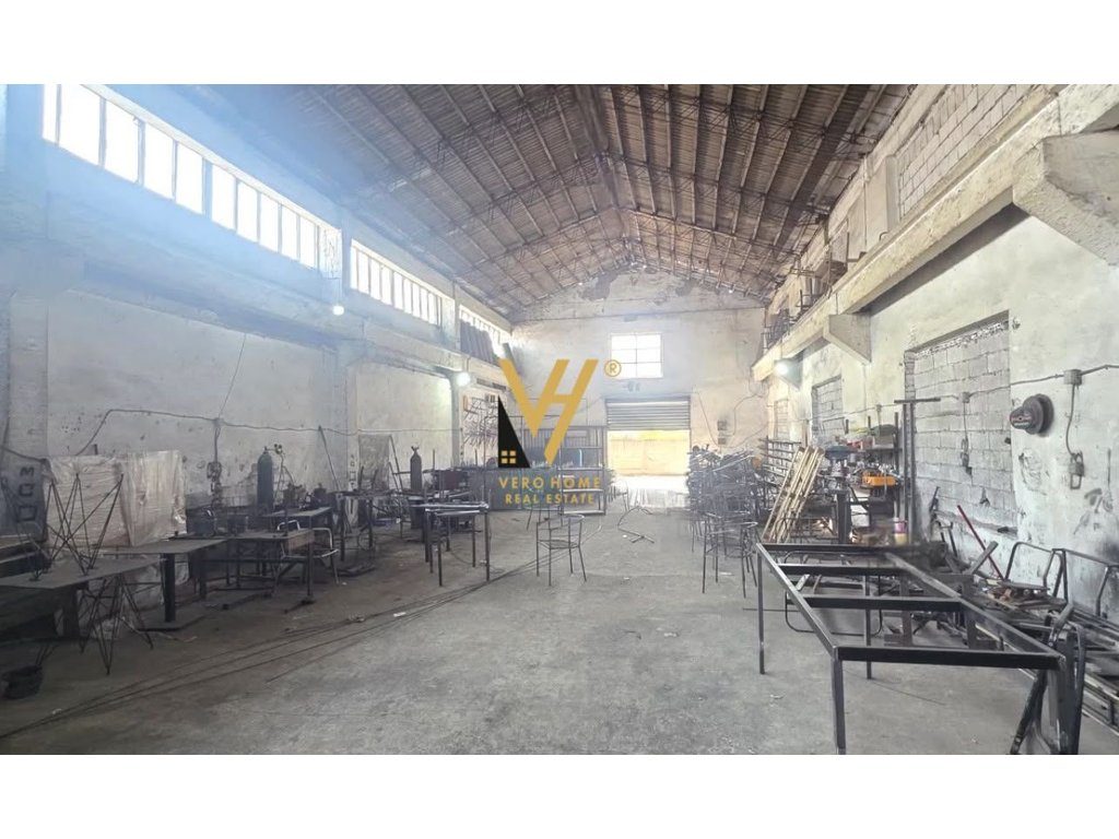 SHITET MAGAZINE 300 M2 NE SUKTH 300.000 EURO 3