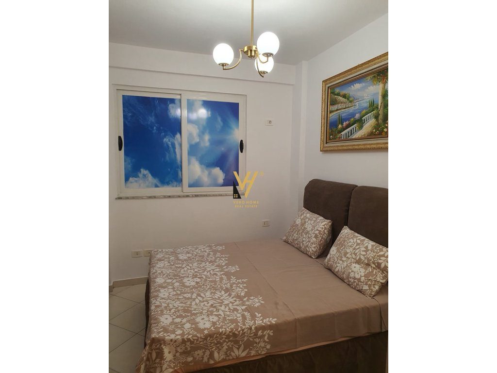 JEPET APARTAMENT 1+1 ME QERA TE KODRA E DIELLIT 60.000 LEKE 4