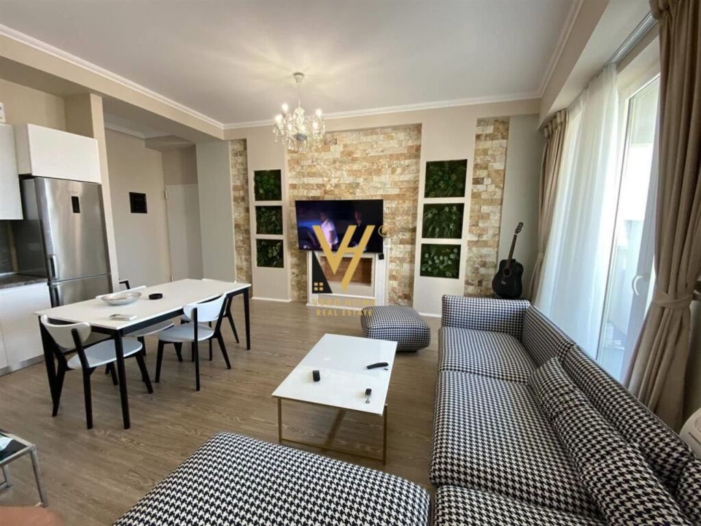 Jepet Apartament 1+1+2+ballkon me qera te Kompleksi Kontakt , 21 Dhjetori 132 m2 2