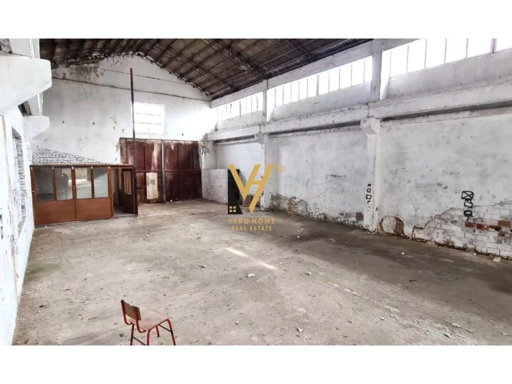 SHITET MAGAZINE 300 M2 NE SUKTH 300.000 EURO