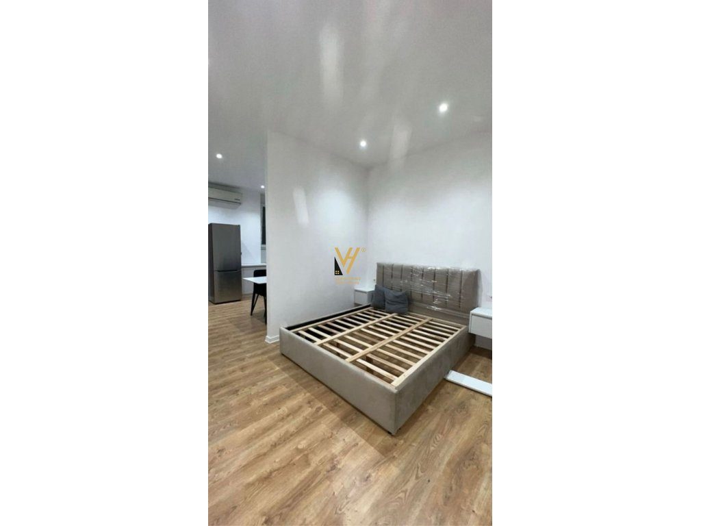 JEPET APARTAMENT 1+1 ME QERA TE RRUGA E BARRIKADAVE 650 EURO 2