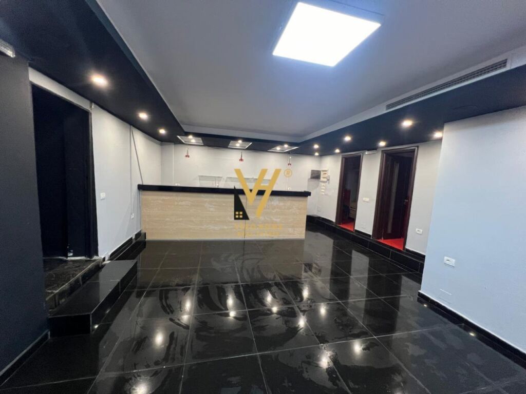 Jepet Ambient Biznesi me qera te Rruga 5 Maji 150 m2 3