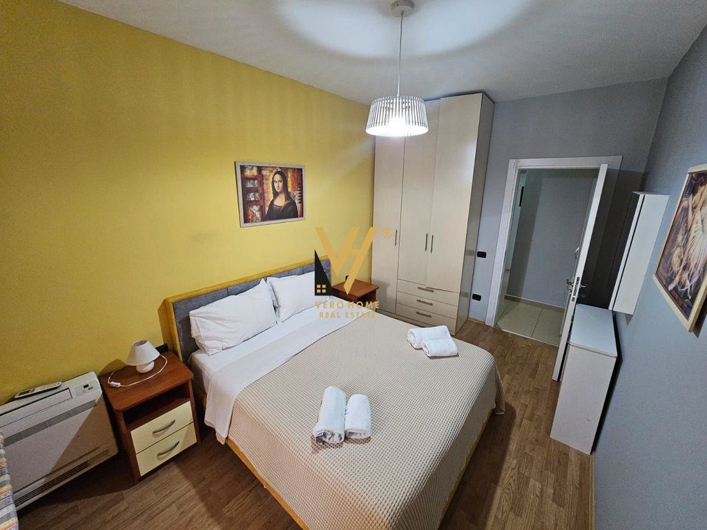 JEPET APARTAMENT 1+1+BLK ME QERA NE QENDER 950 EURO 3