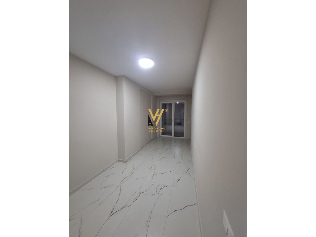 JEPET APARTAMENT 2+1+BLK ME QERA NE QENDER 1.000 EURO 3