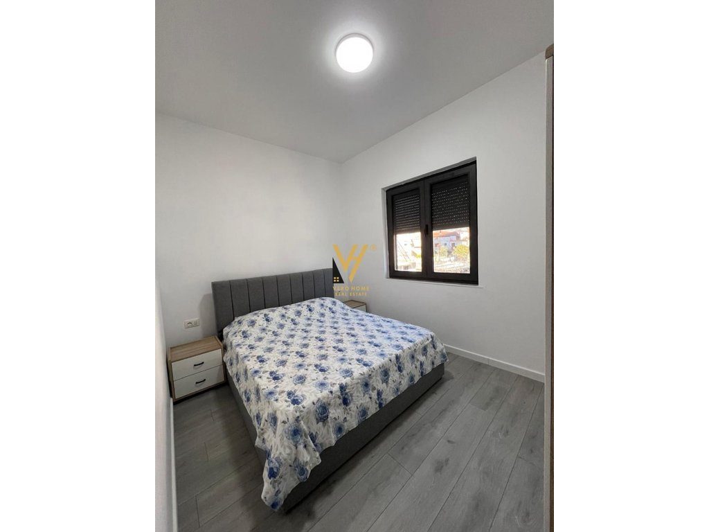 JEPET APARTAMENT 1+1+BLK ME QIRA NE SHKOZE 55.000 LEKE 3