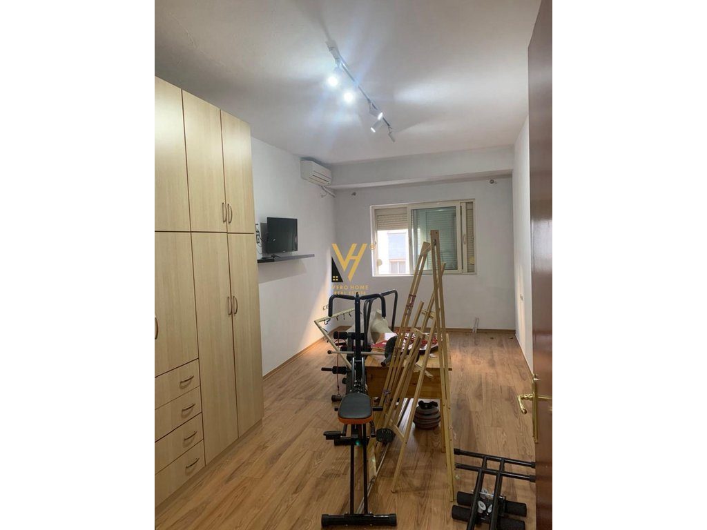 JEPET APARTAMENT 2+1+BLK ME QERA NE YZBERISHT 600 EURO 4