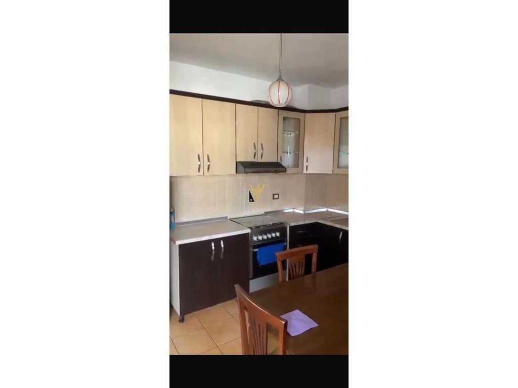 JEPET APARTAMENT 2+1+BLK ME QIRA TE SQUARE 21 60.000 LEKE 2