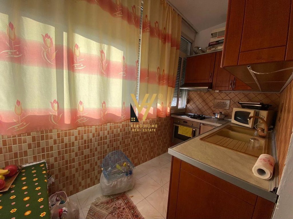 JEPET APARTAMENT 2+1+BLK ME QIRA TE IRFAN TOMINI 55.000 LEKE 2