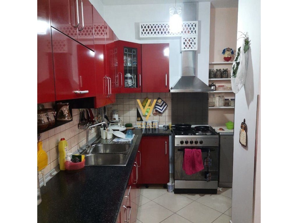 SHITET APARTAMENT 2+1+BLK TE ZOGU I ZI 195.000 EURO 2