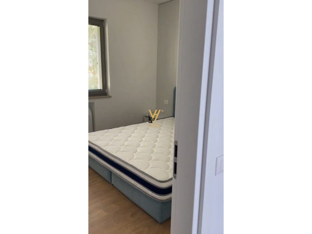JEPET APARTAMENT 2+1+2+BLK ME QERA TE UJI I FTOHTE, VLORE 1.350 EURO 3