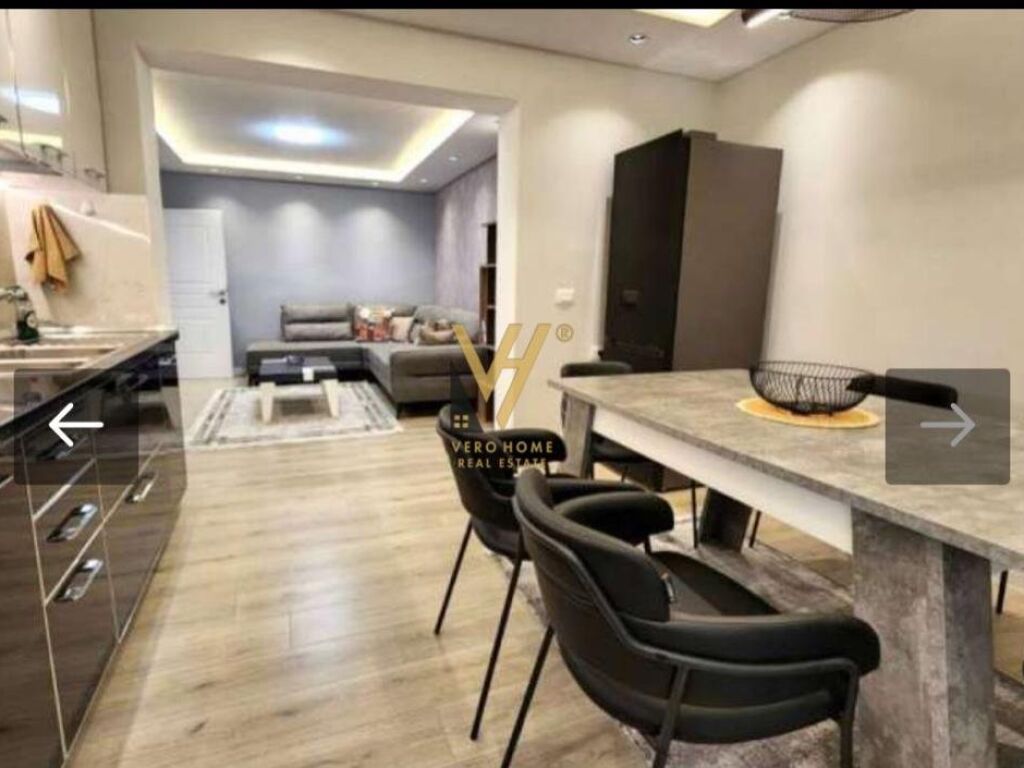 Jepet apartament 2+1+2 me qera te Garda 97 m2 3