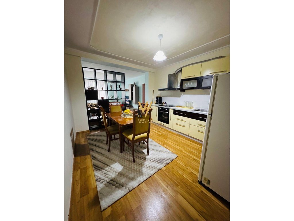 JEPET APARTAMENT 1+1+BLK ME QIRA TE STADIUMI DINAMO 75.000 LEKE 2