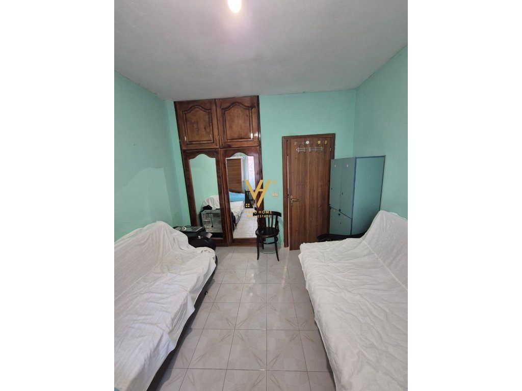 JEPET APARTAMENT 2+1+2 ME QIRA TE KOMUNA E PARISIT 60.000 LEKE 4