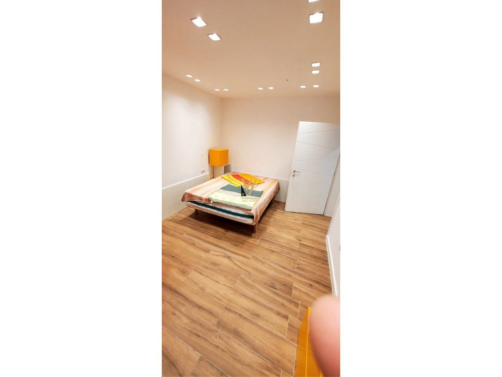 JEPET APARTAMENT 2+1+2+BLK ME QERA TE MEDRESEJA 650 EURO 3