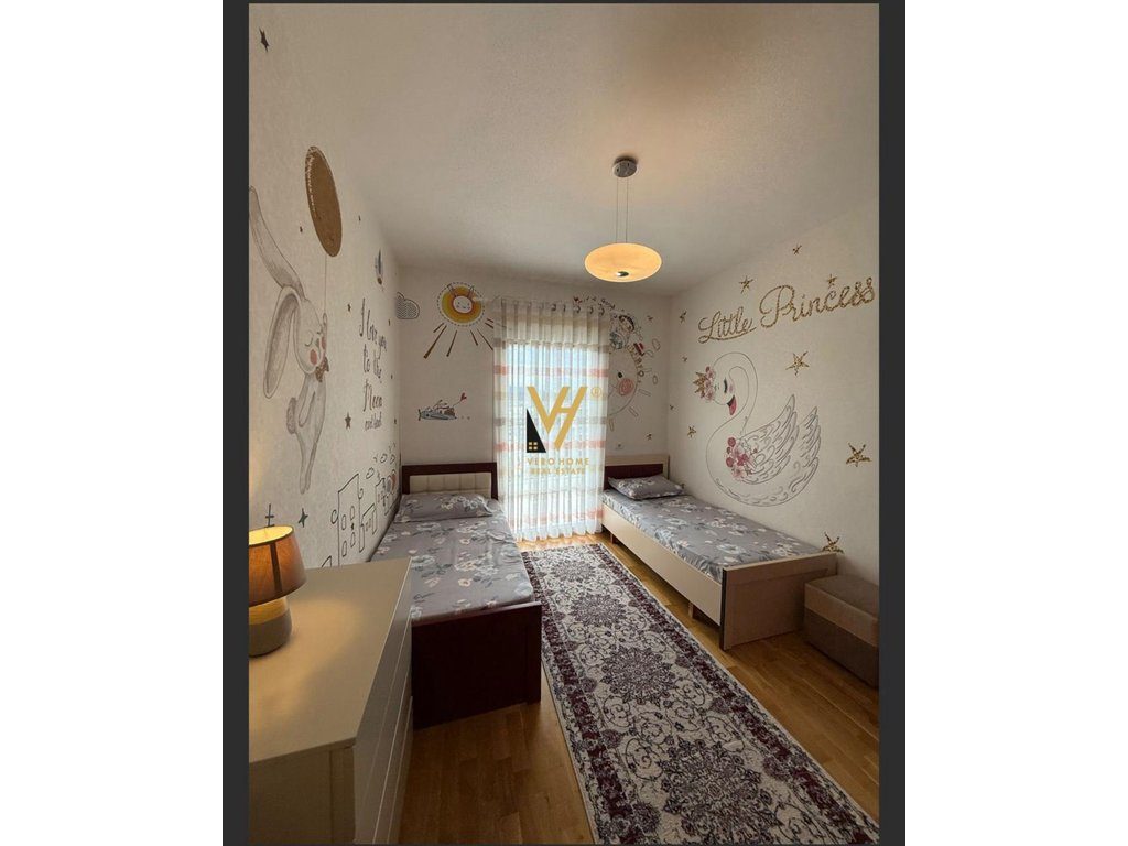JEPET APARTAMENT 2+1+2+BLK ME QERA TE KOPSHTI BOTANIK 1.000 EURO 4