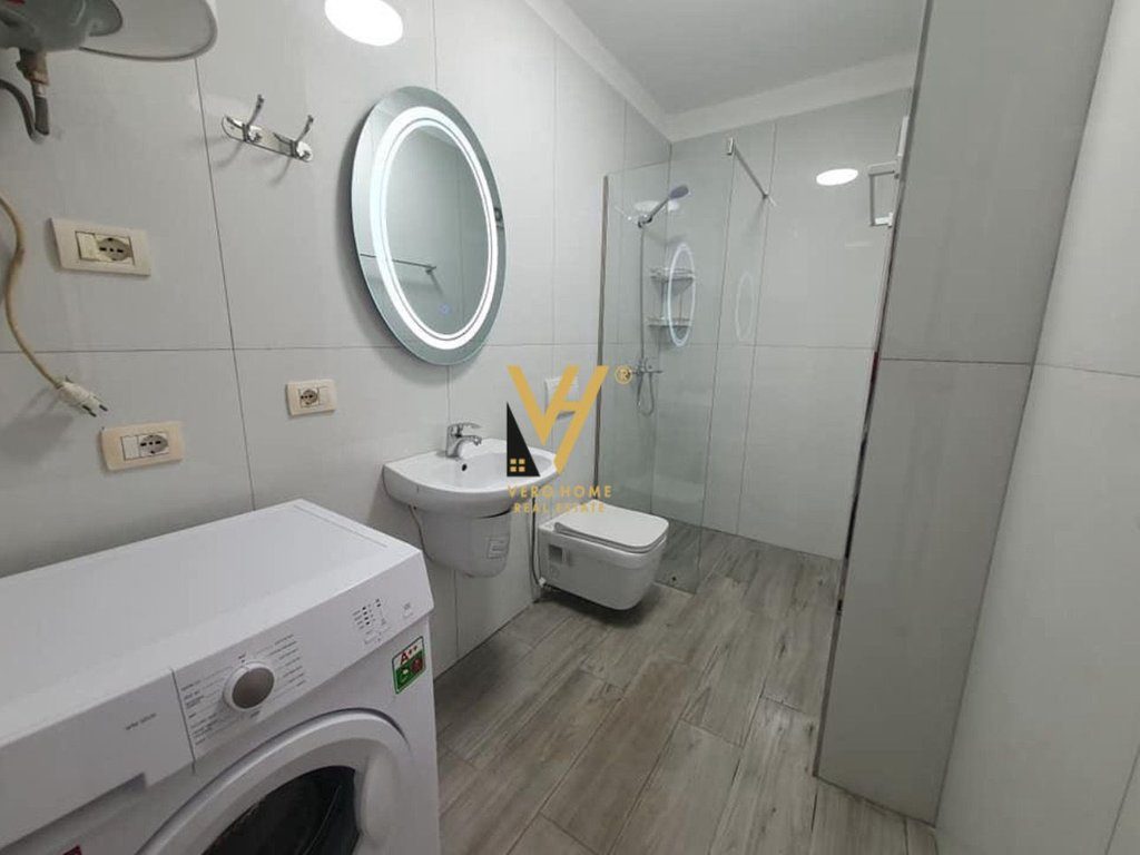 JEPET GARSONIERE 40 M2 ME QERA TEK AMBASADA KINEZE 45.000 LEKE 4