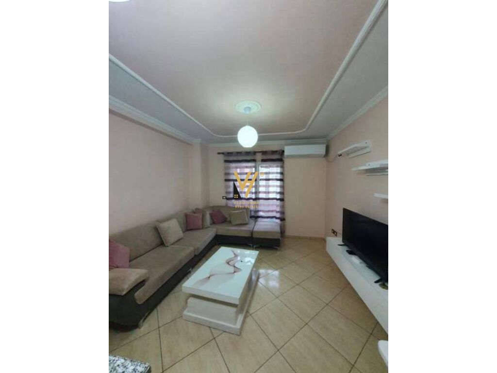 Jepet Apartament 2+1 me qera te Casa Italia 92 m2 3