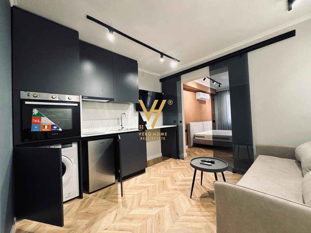 SHITEN 2 APARTAMENTE + STUDO TE RRUGA MINE PEZA 268.000 EURO 3