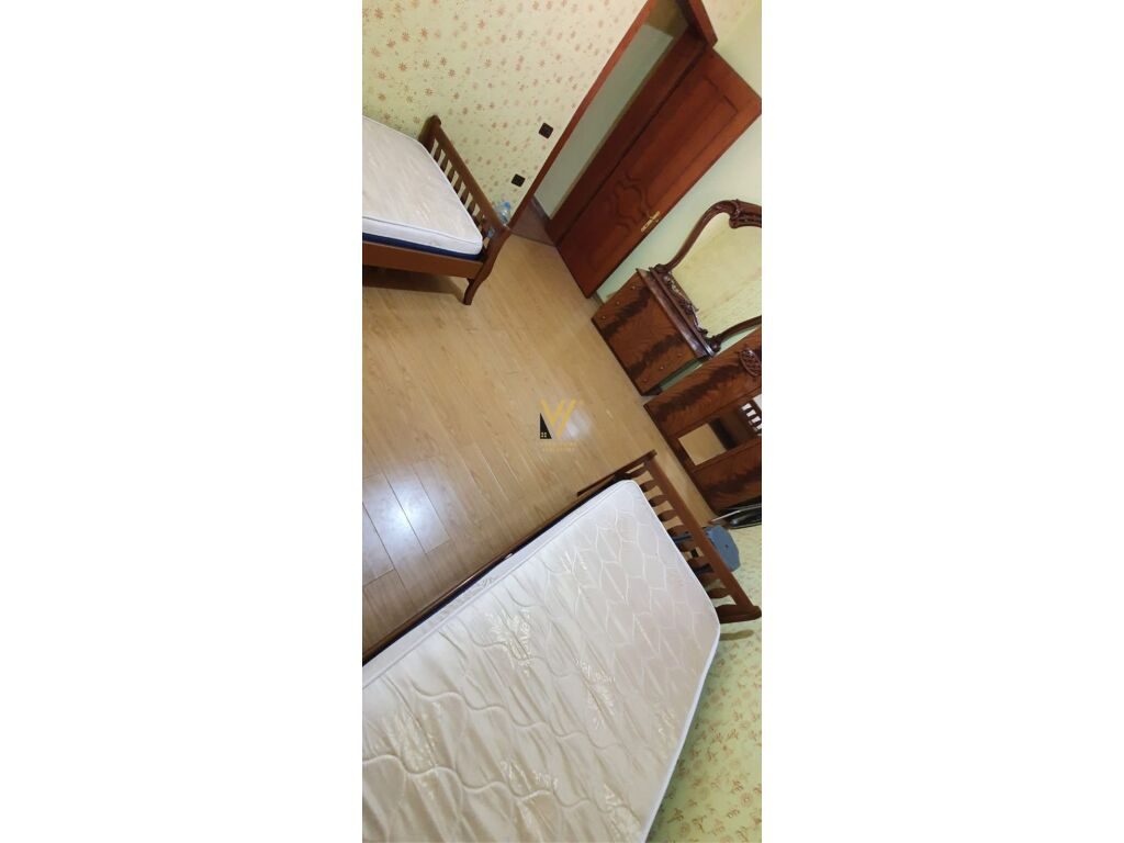 Jepet Apartament 2+1+ballkon me qera mbrapa Fakultetit te Mjeksise 70 m2 3
