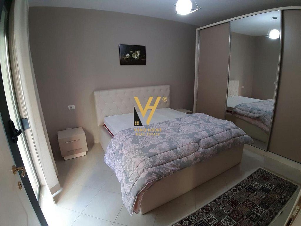 JEPET APARTAMENT 1+1+BLK ME QIRA TE RRUGA E KOSOVAREVE 60.000 LEKE 3