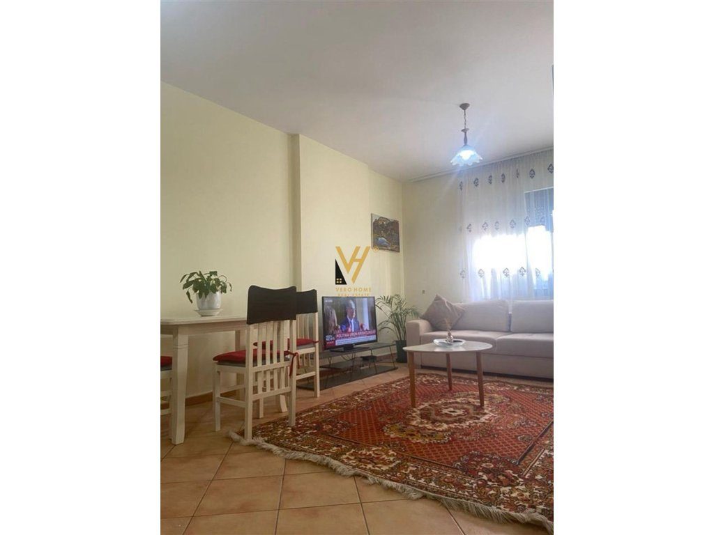 JEPET APARTAMENT 1+1+BLK ME QERA TE PAZARI I RI 500 EURO 2