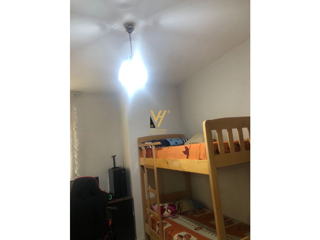 Shitet apartament 1+1 te Kthesa e Kamzes 74 m2 3
