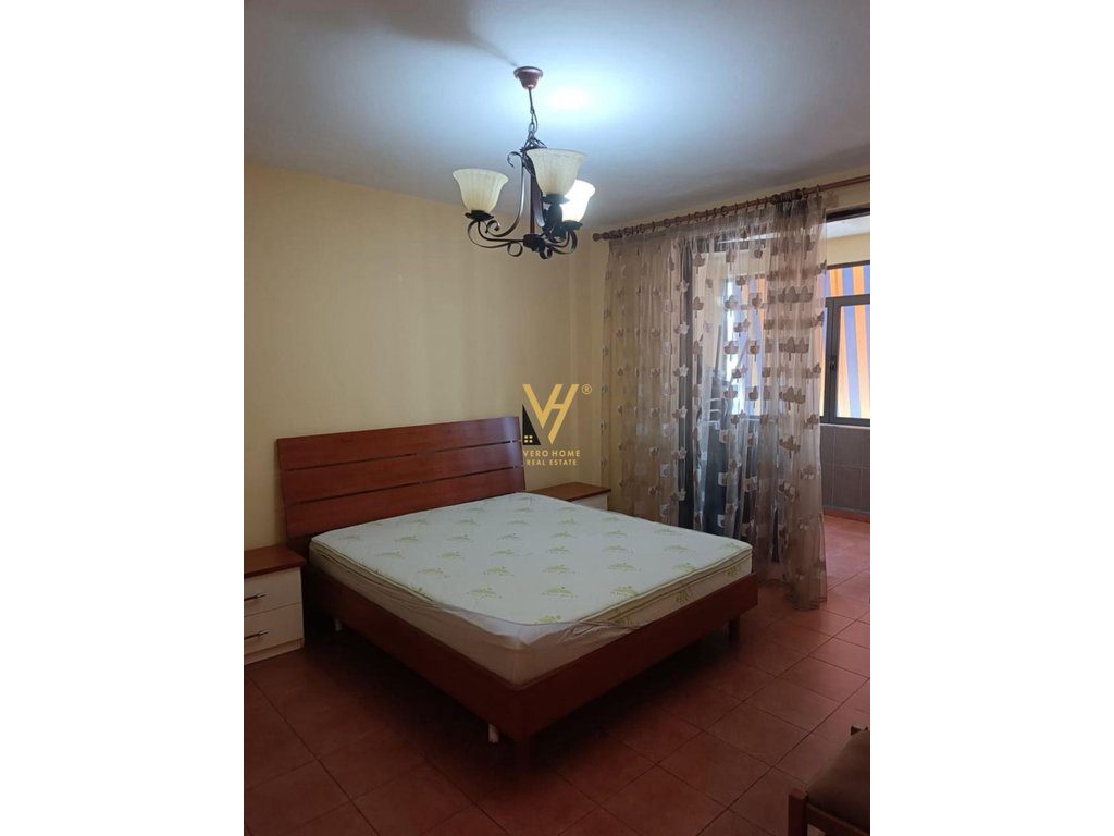 JEPET APARTAMENT 1+1 ME QIRA TE ISH-PARKU 550 EURO 4