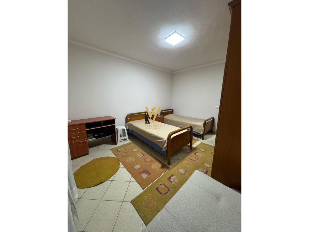 Jepet Apartament 2+1+ballkon me qera te Kristal Center 93 m2 2