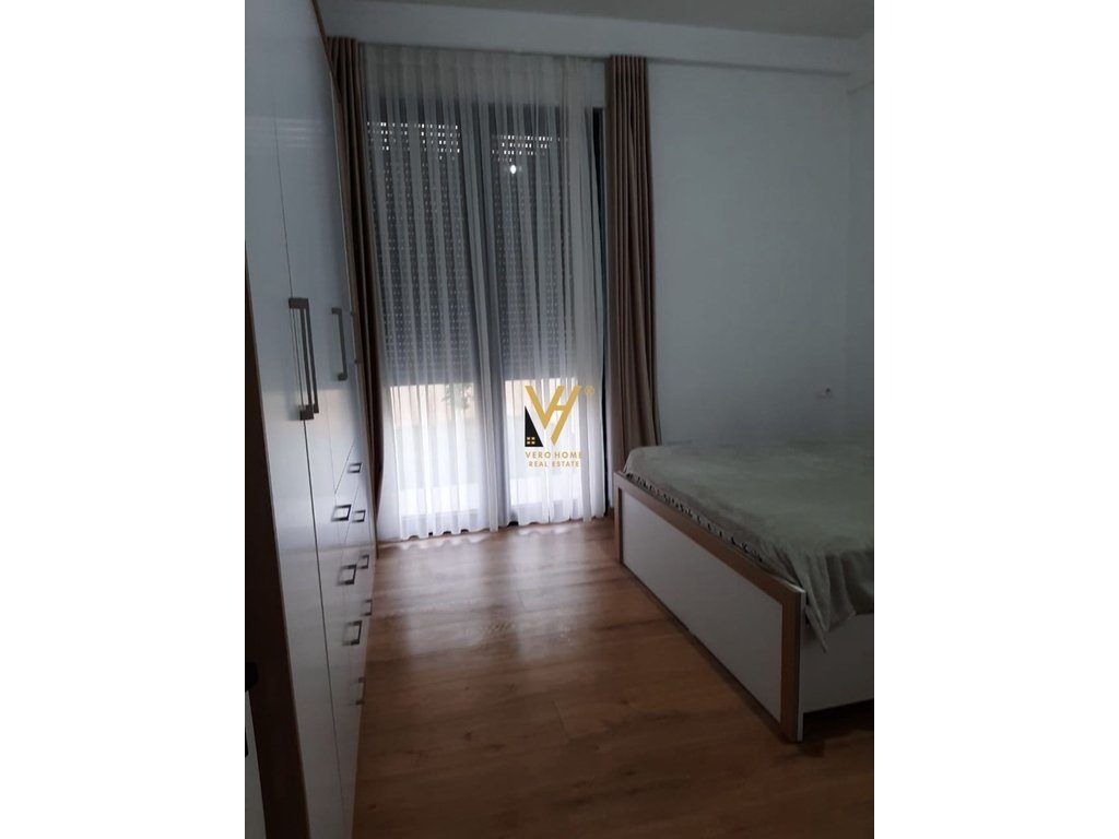 JEPET APARTAMENT 1+1+BLK ME QERA NE LUNDER 450 EURO 3