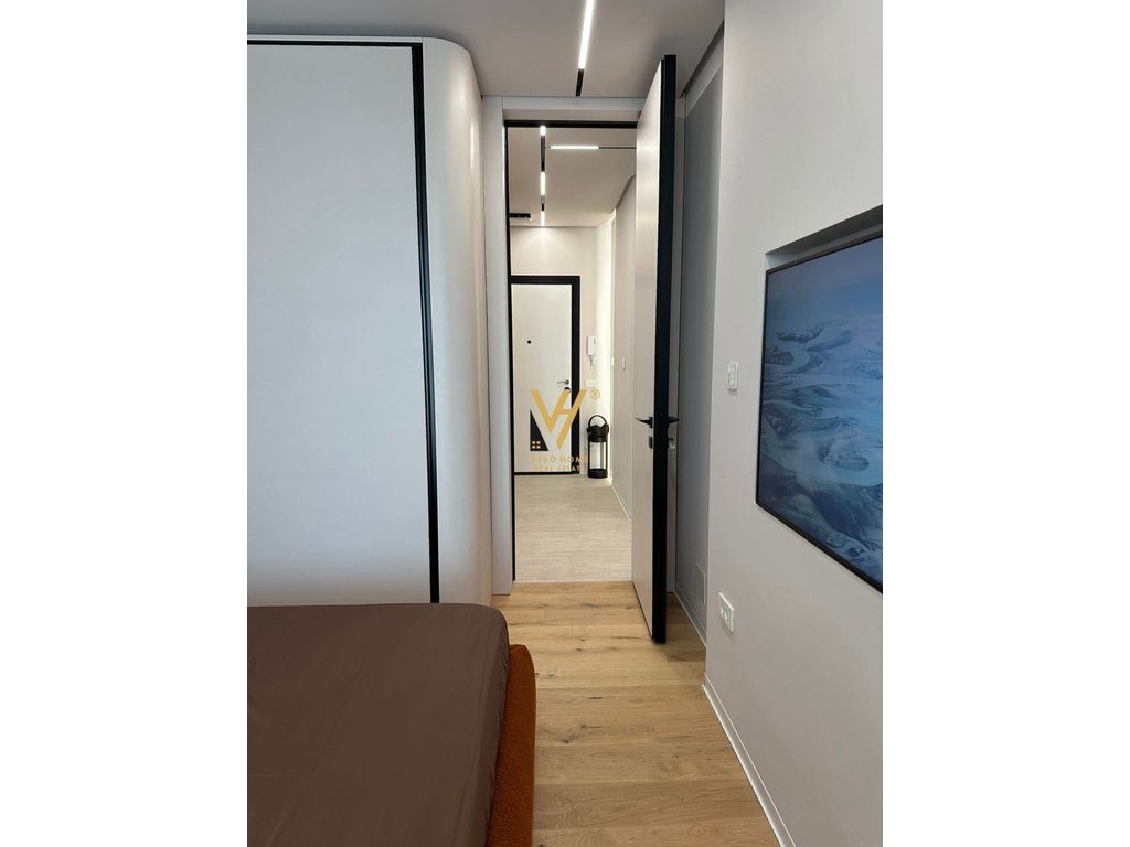 JEPET APARTAMENT 1+1+BLK ME QERA TE GOLDEN TOWER, MINE PEZA 1.200 EURO 4