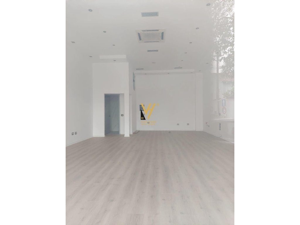 SHITET DYQAN 62 M2 TE RRUGA E DIBRES 174.000 EURO