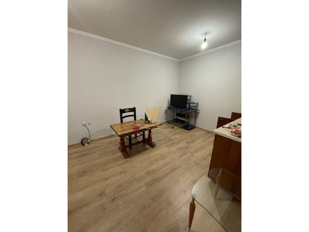 Jepet Zyre me qera te Stadiumi Dinamo 25 m2 3