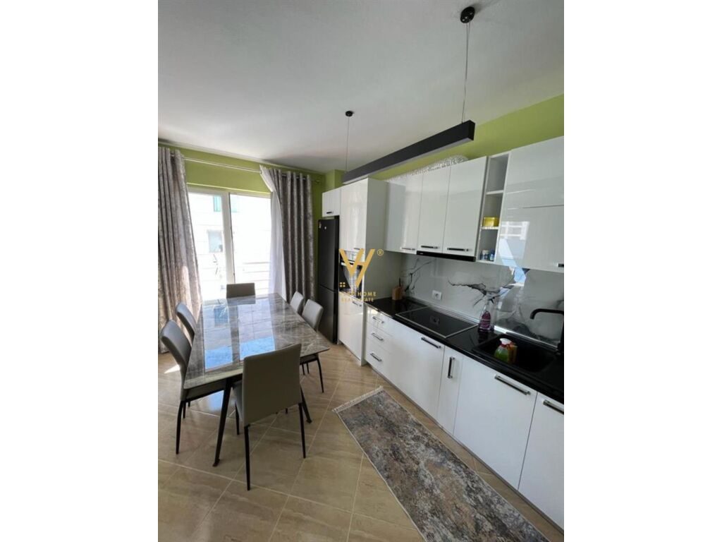 Jepet Apartament 2+1+ballkon me qera te Rruga Panorama , Stacioni i Trenit 80 m2 3